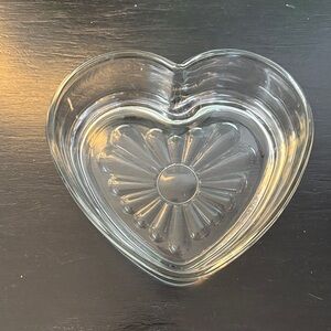 Libbey Clear Glass Heart-Shaped Dish